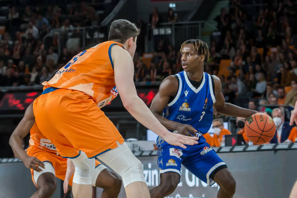 羽毛球价格 羽毛球价格