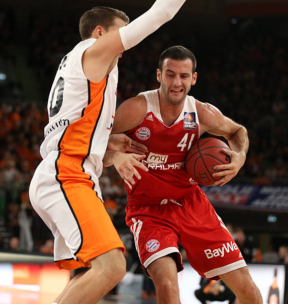 现了极高的 现了极高的