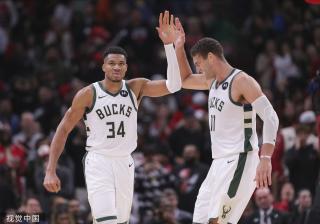 毫不起眼的 毫不起眼的