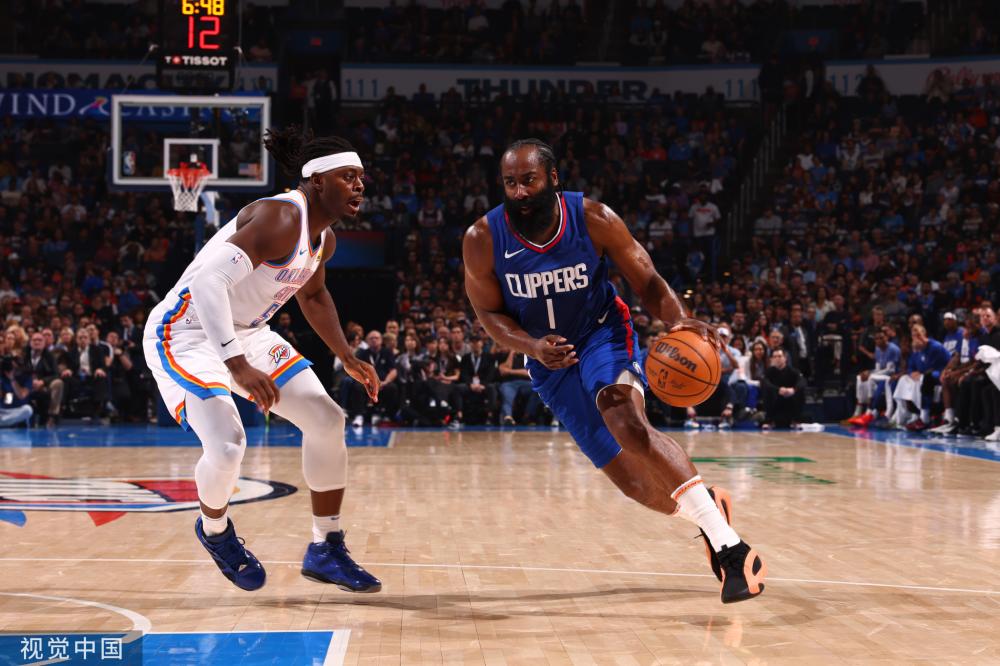 前的抱人 前的抱人